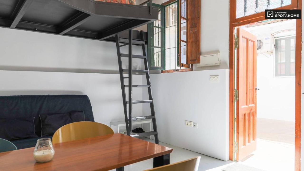 Casita Artista En Bello Edificio Barrio Ruzafa Валенсия Экстерьер фото